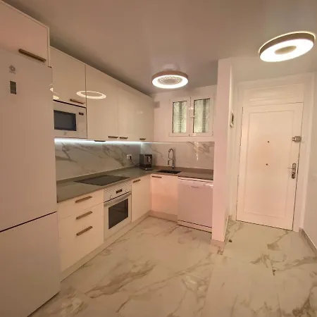 Parque Santiago I Stunning Brand New 2 Bedroom Playa De Americas Daire