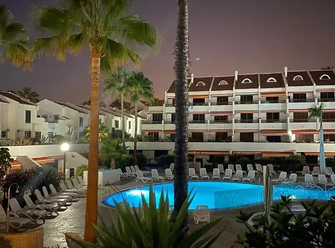 Parque Santiago I Stunning Brand New 2 Bedroom Playa De Americas Daire
